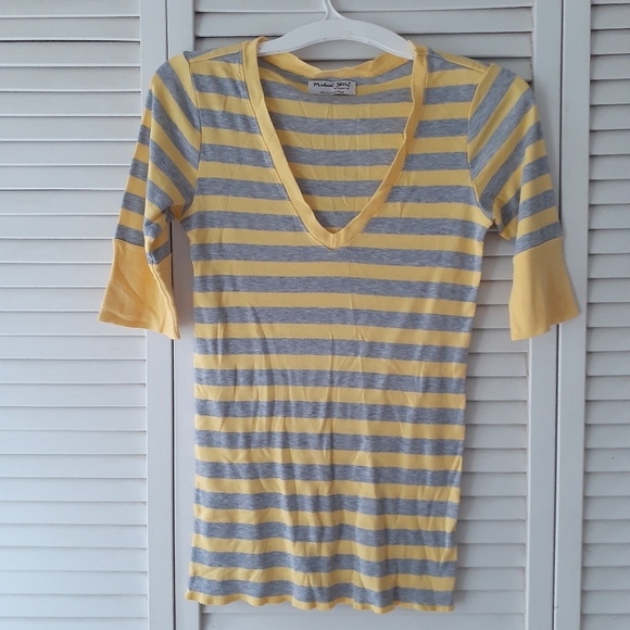 Michael Stars Tops - Women's V-neck Half-Sleeve Y2K Striped Stretchy Top Size OS
